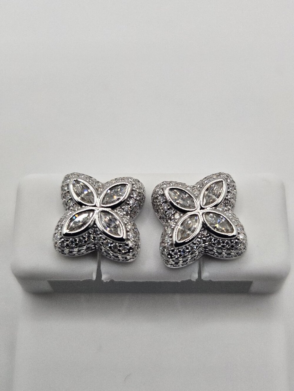 New Moissanite Four-Leaf Clover Stud Earrings, 925 Sterling Silver, 1.60 ctw